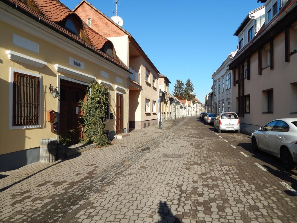 Csillagvirág Apartman Apartamento Mosonmagyaróvár Exterior foto